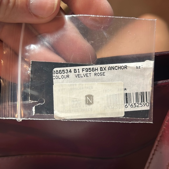 NWT - Furla - Anchor Velvet Burgundy Handbag - Picture 6 of 7